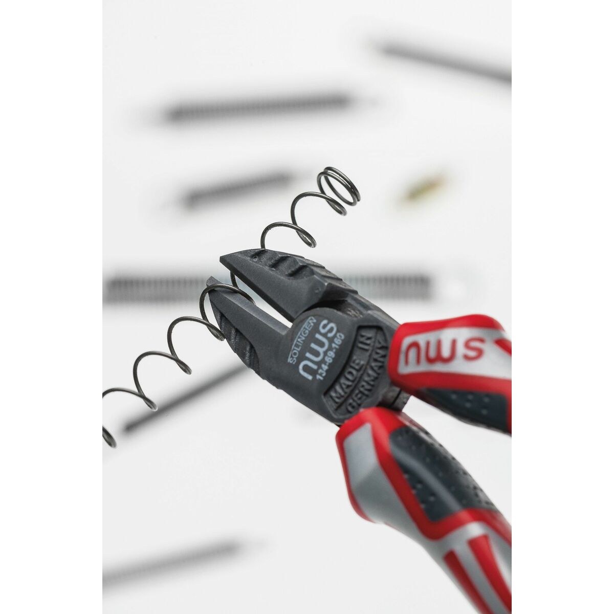 Cross-cutting pliers Serie 69 5 mm 8 mm 2,5 mm 100 mm 14,5 cm