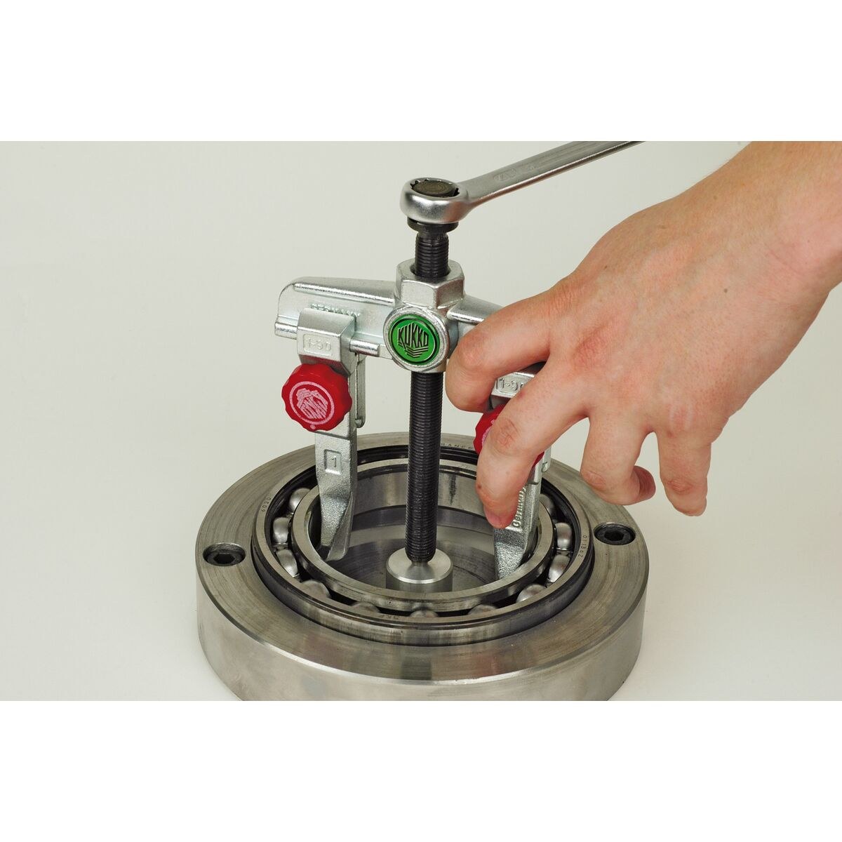 Bearing puller 2 Legs