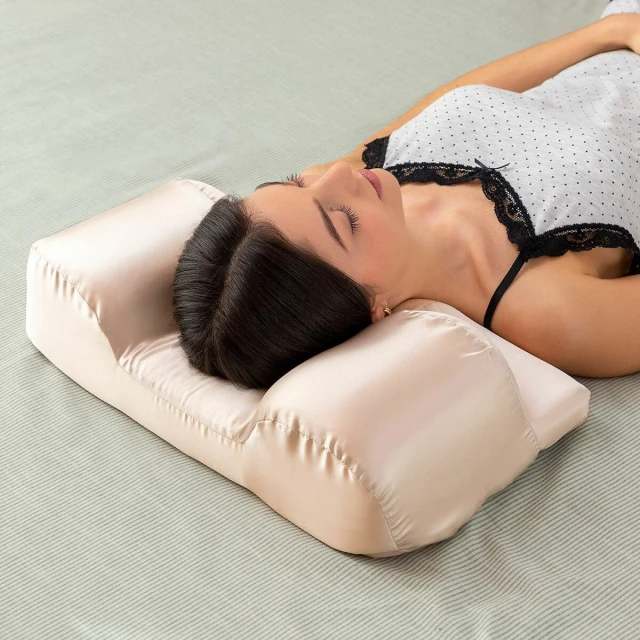 Anti-Wrinkle Neck Pillow with Satin Cover Youthlow