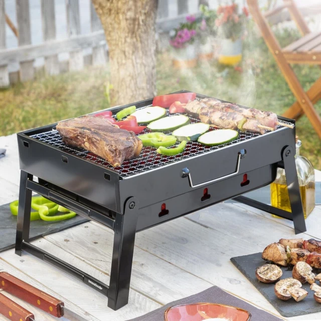 Folding Portable Barbecue for use with Charcoal V0103439 Black (Refurbished A)