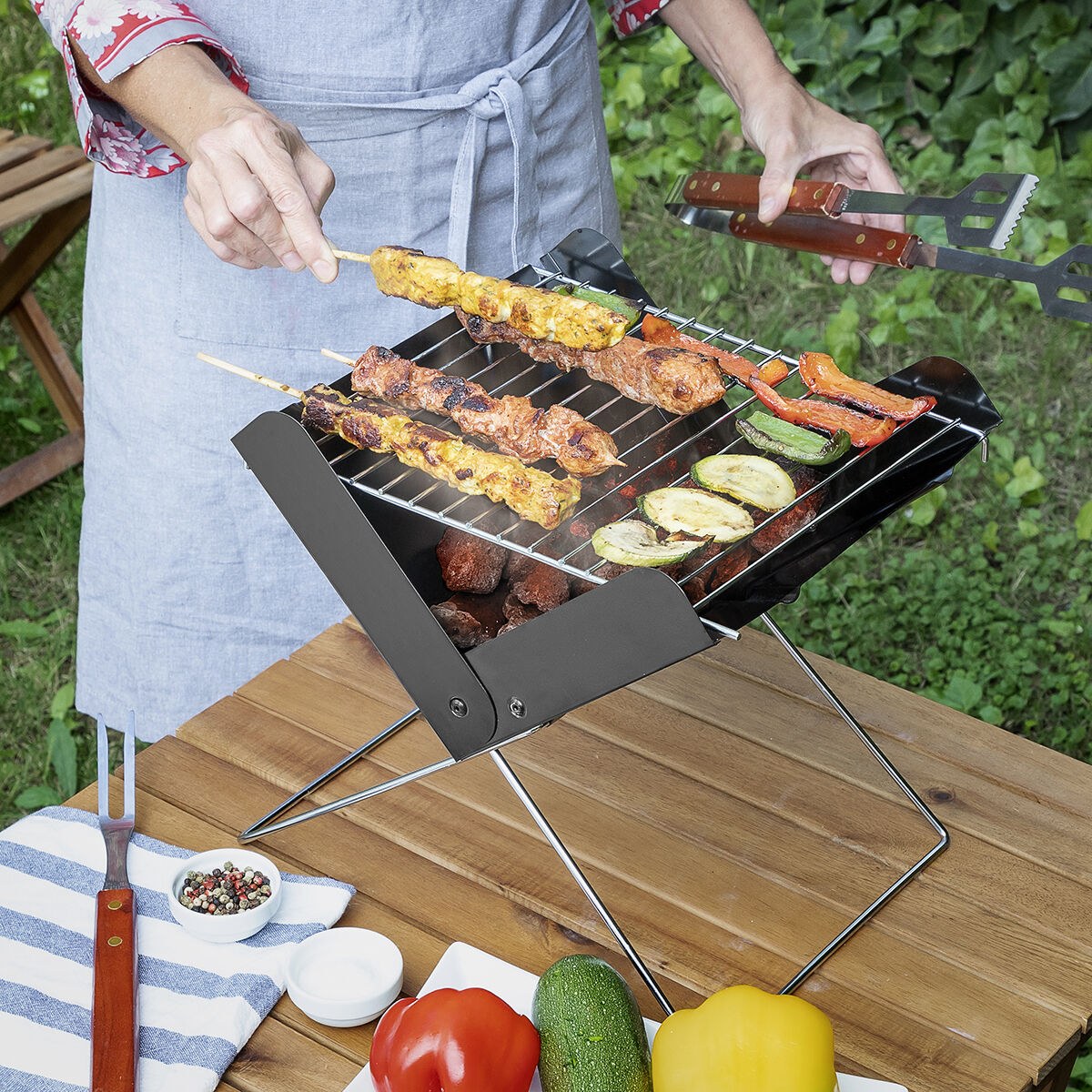 Mini Folding Portable Barbecue for Charcoal Foldecue