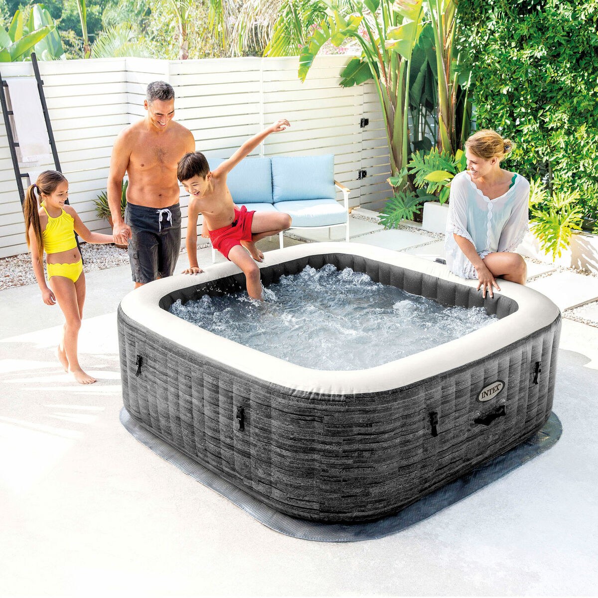 Inflatable Spa 4 persons 795 L