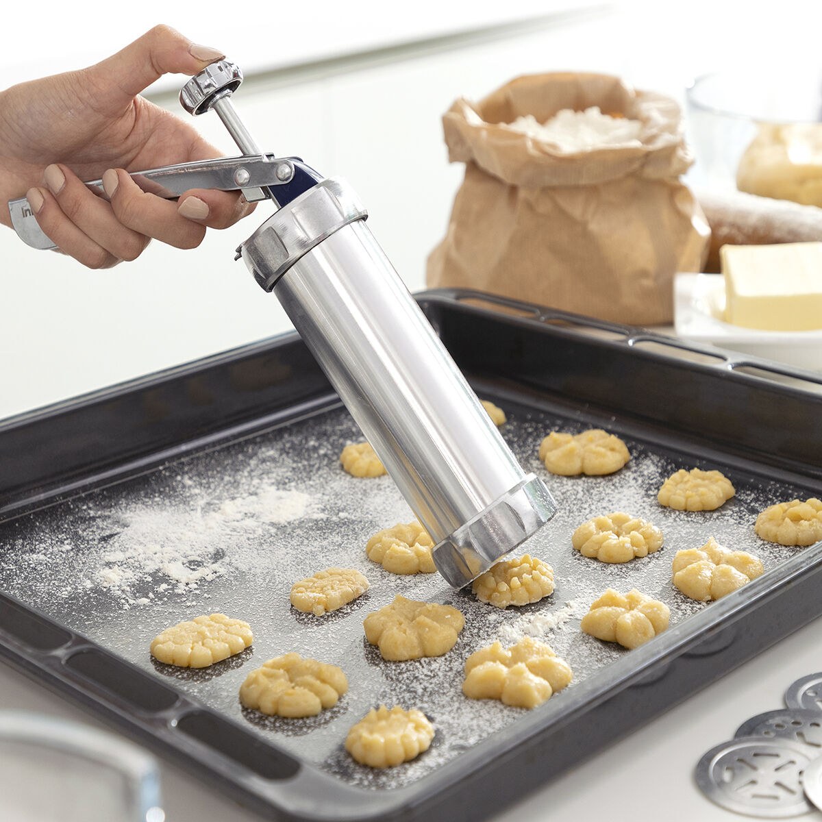 2-in-1 Biscuit Maker and Piping Gun Prekies