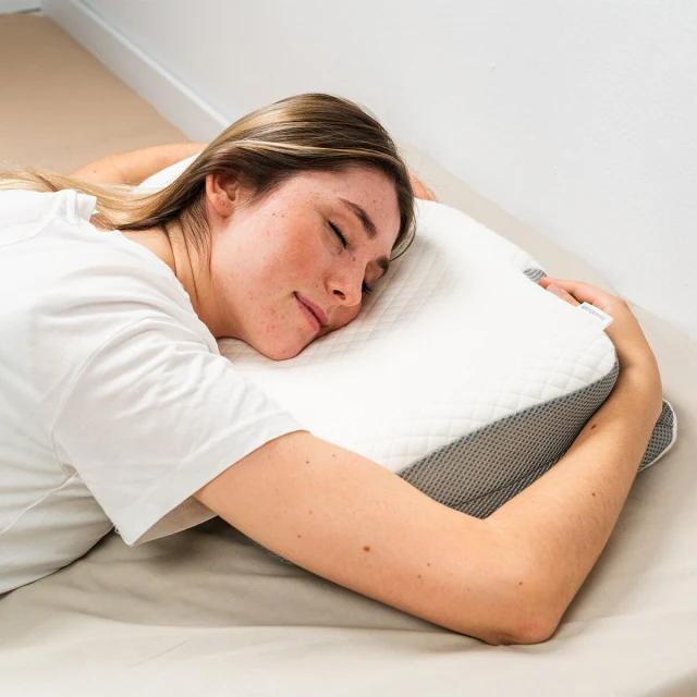 3-in-1 Ergonomic Neck Pillow (Refurbished A)