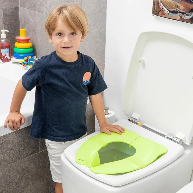 Folding Toilet Seat Reducer for Children Foltry